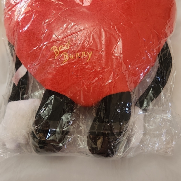 Bad Bunny Un Verano Sin Ti Heart Toy Plush. - Picture 3 of 7